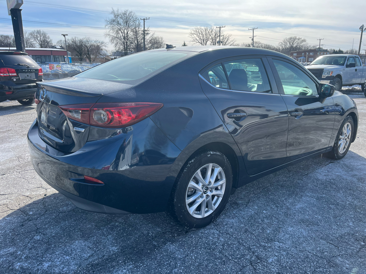 Mazda MAZDA3 Touring 4D Sedan 2016