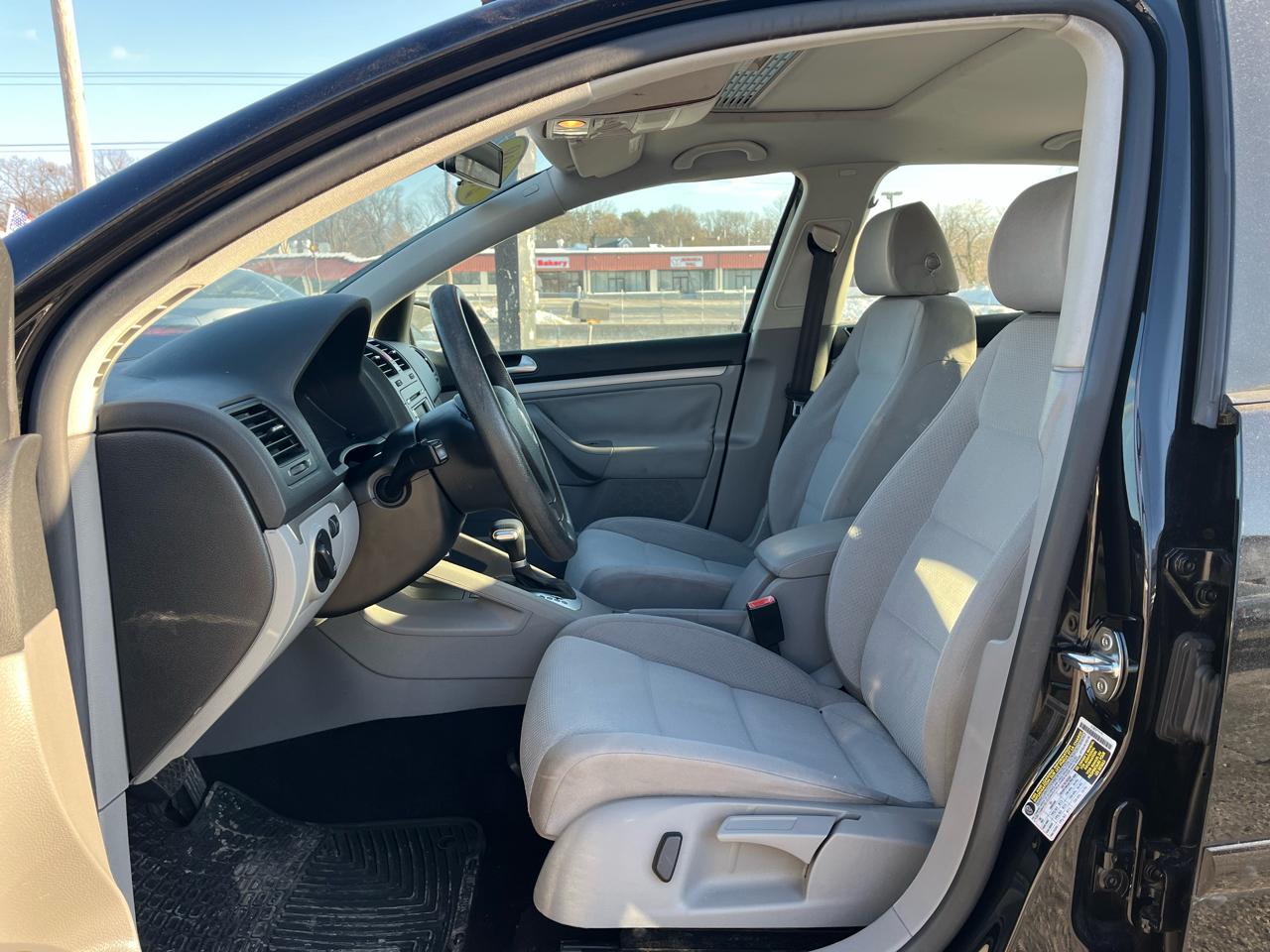 Volkswagen Rabbit S 2008