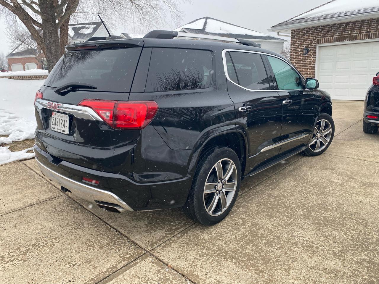 GMC Acadia Denali 2017