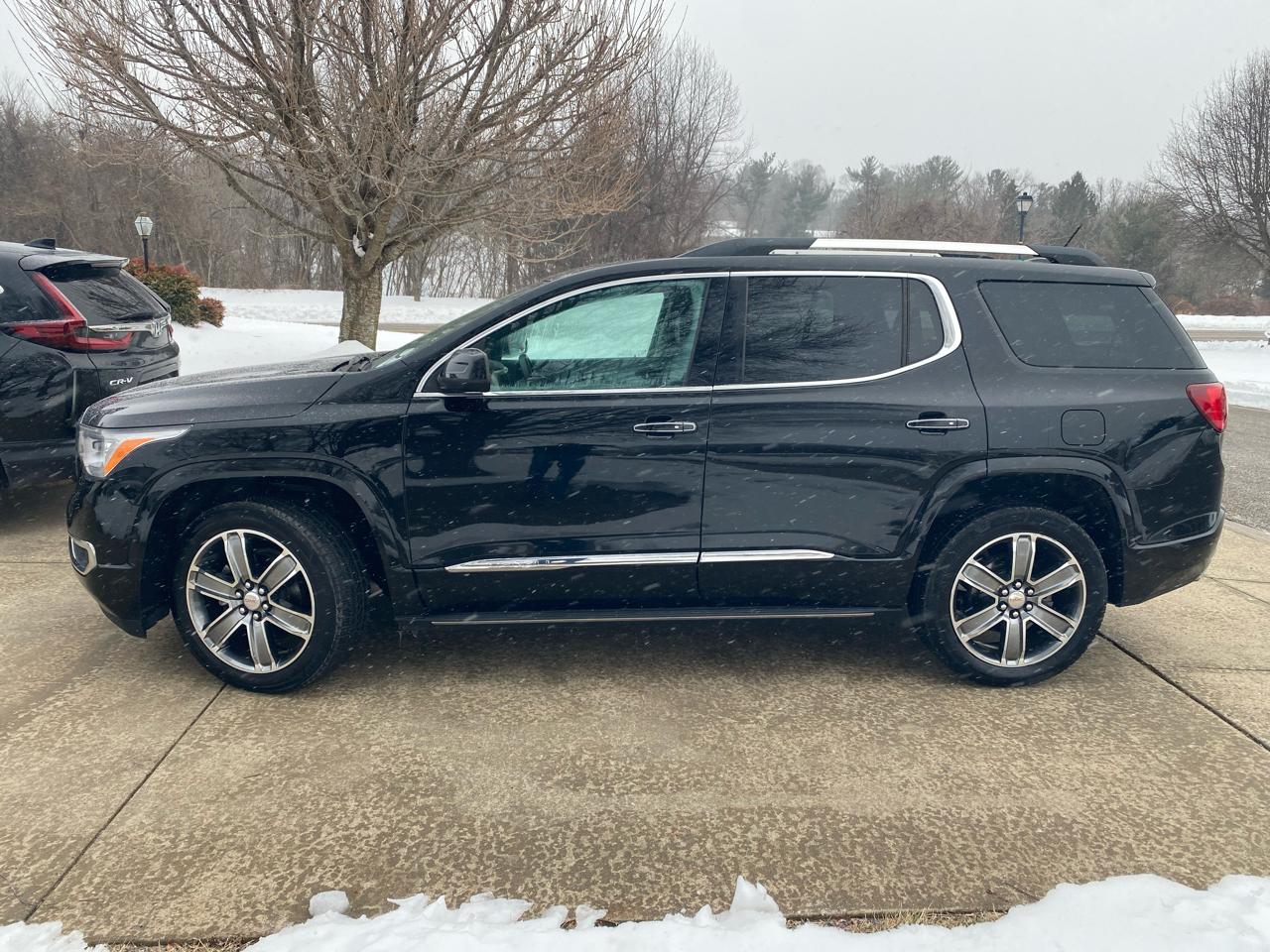 GMC Acadia Denali 2017