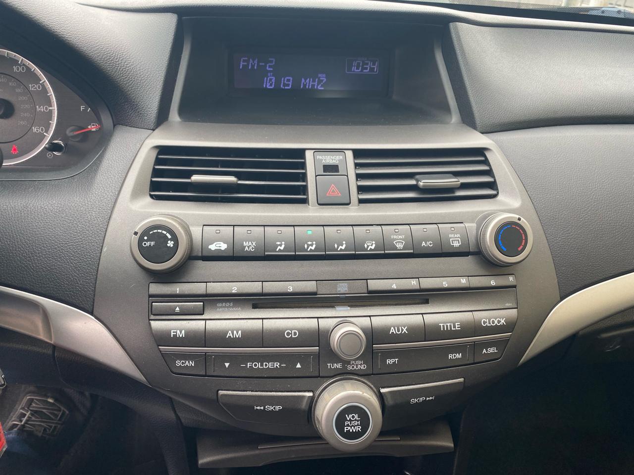 Honda Accord Sdn 4dr Sdn LX Auto 2011