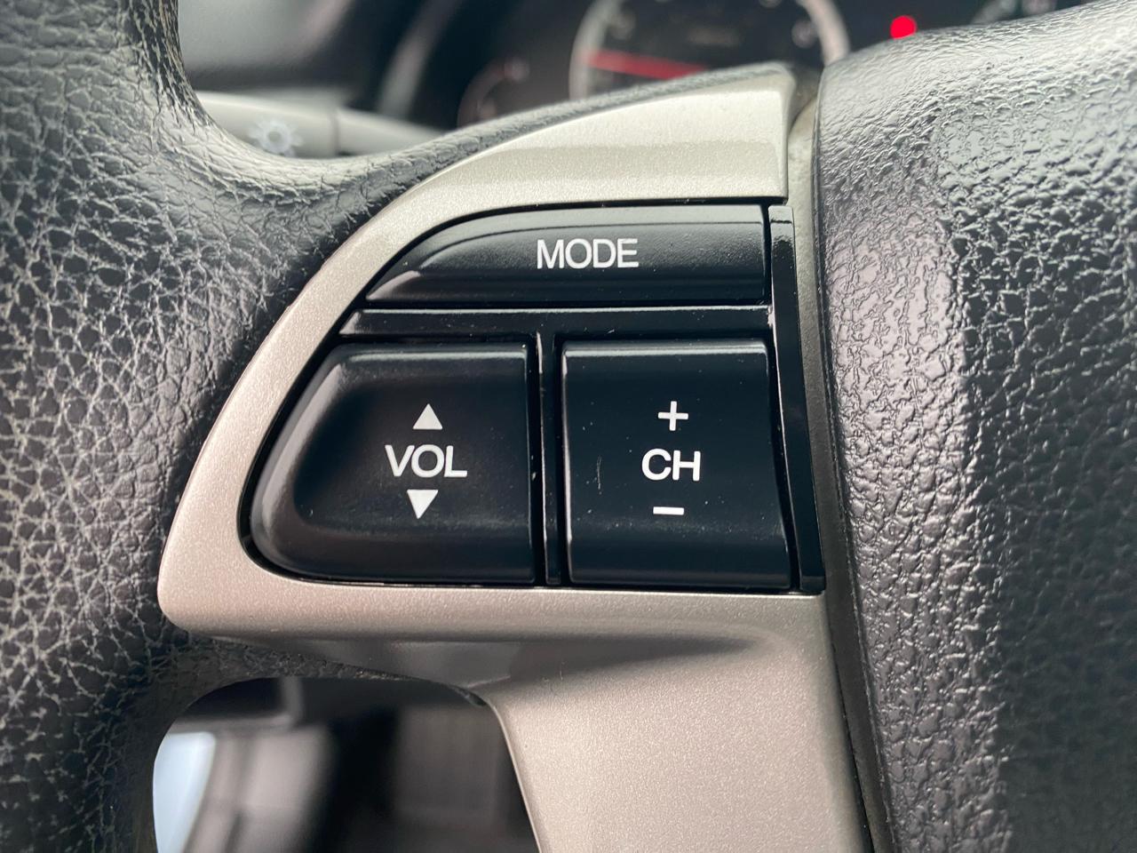 Honda Accord Sdn 4dr Sdn LX Auto 2011