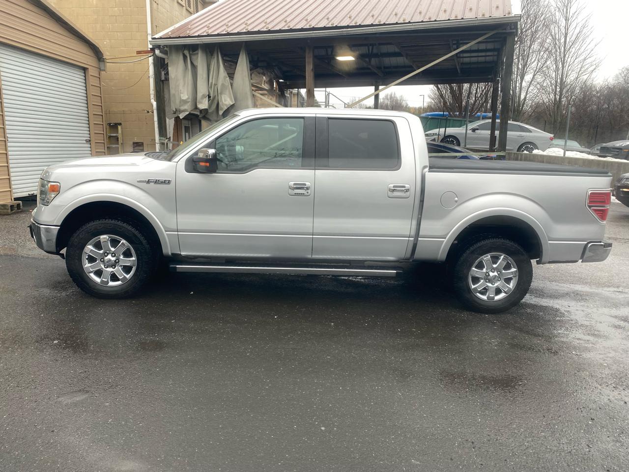 Ford F-150 4WD SuperCrew 145" XLT 2013