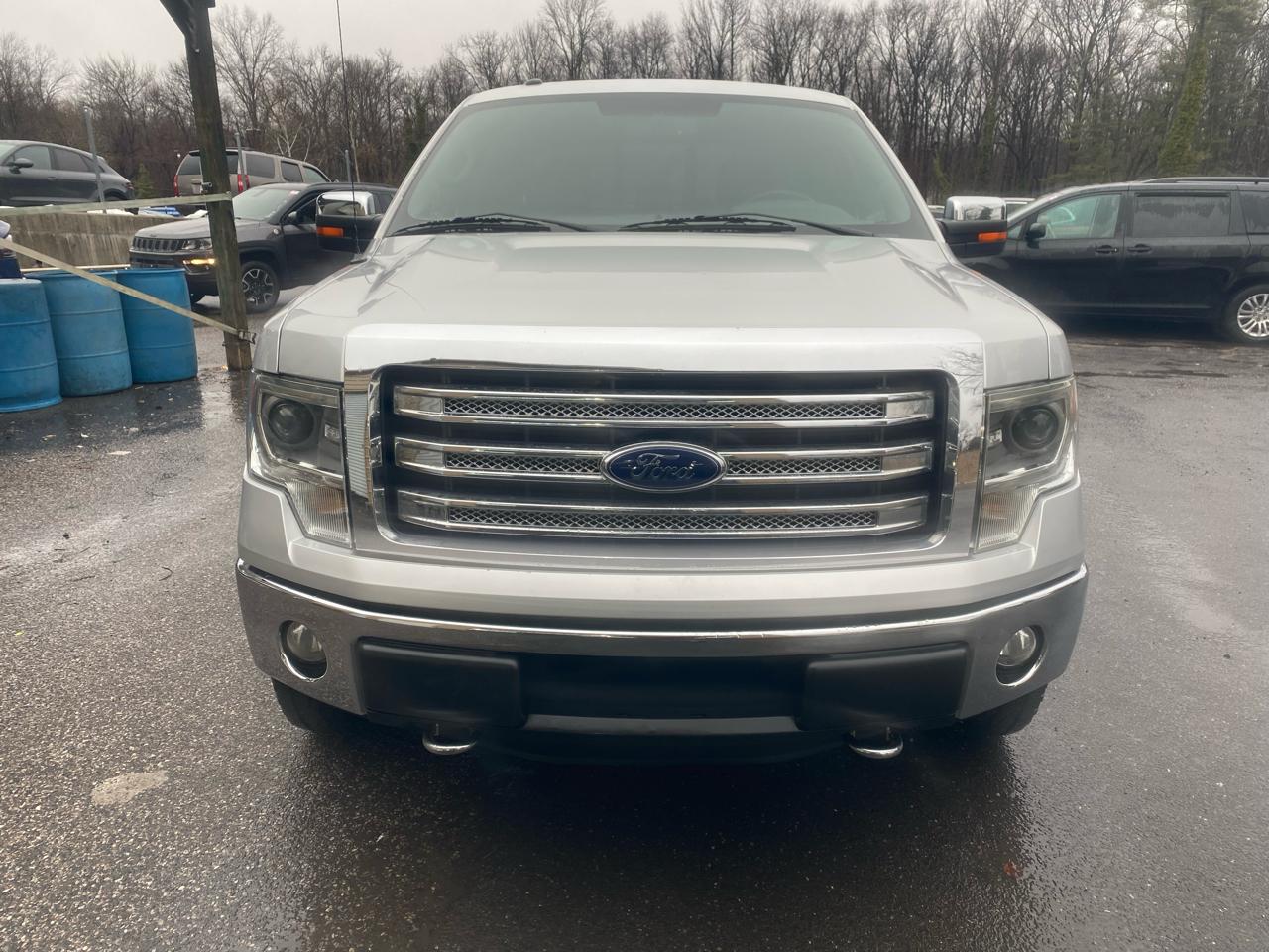 Ford F-150 4WD SuperCrew 145" XLT 2013