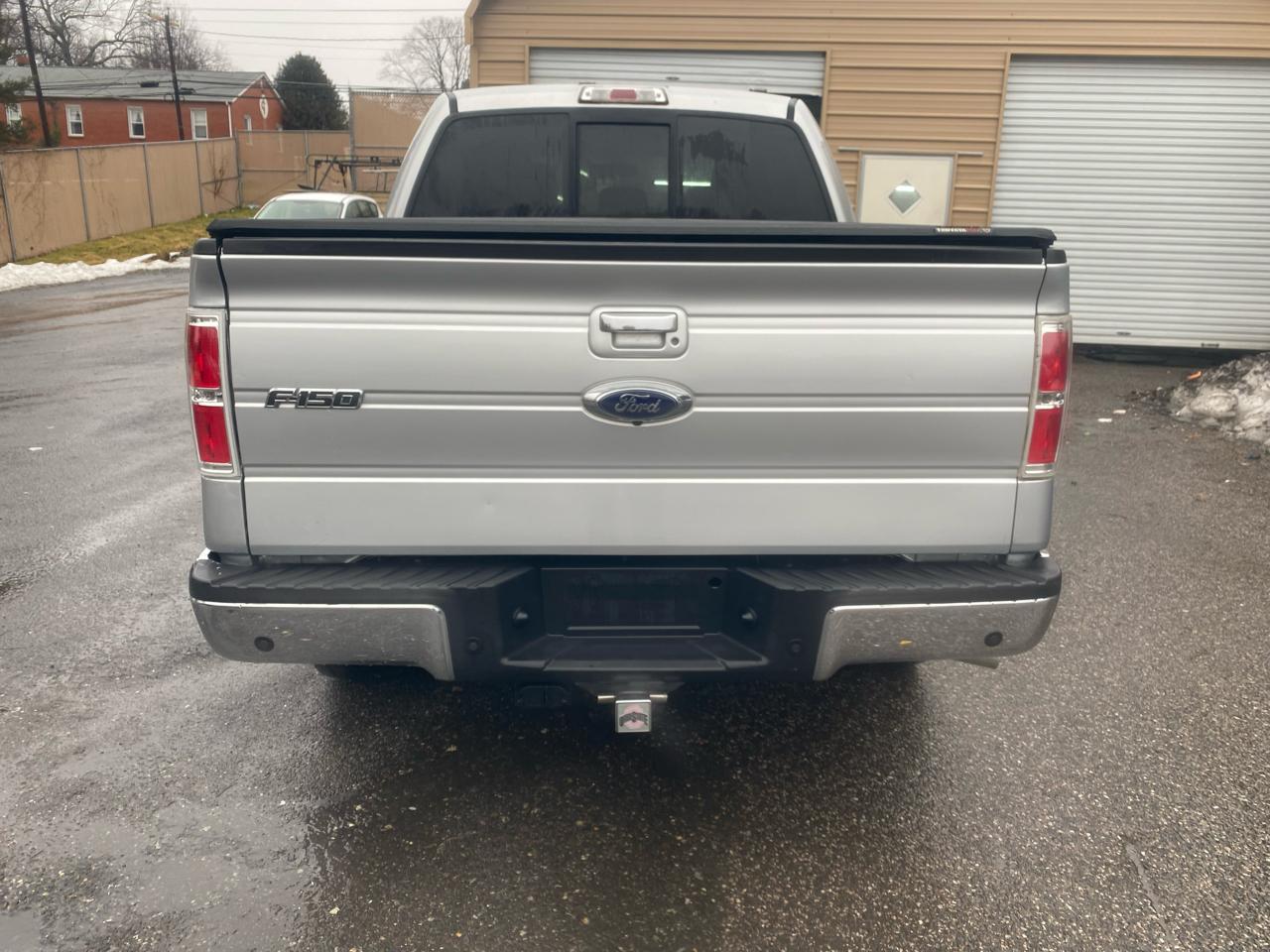 Ford F-150 4WD SuperCrew 145" XLT 2013