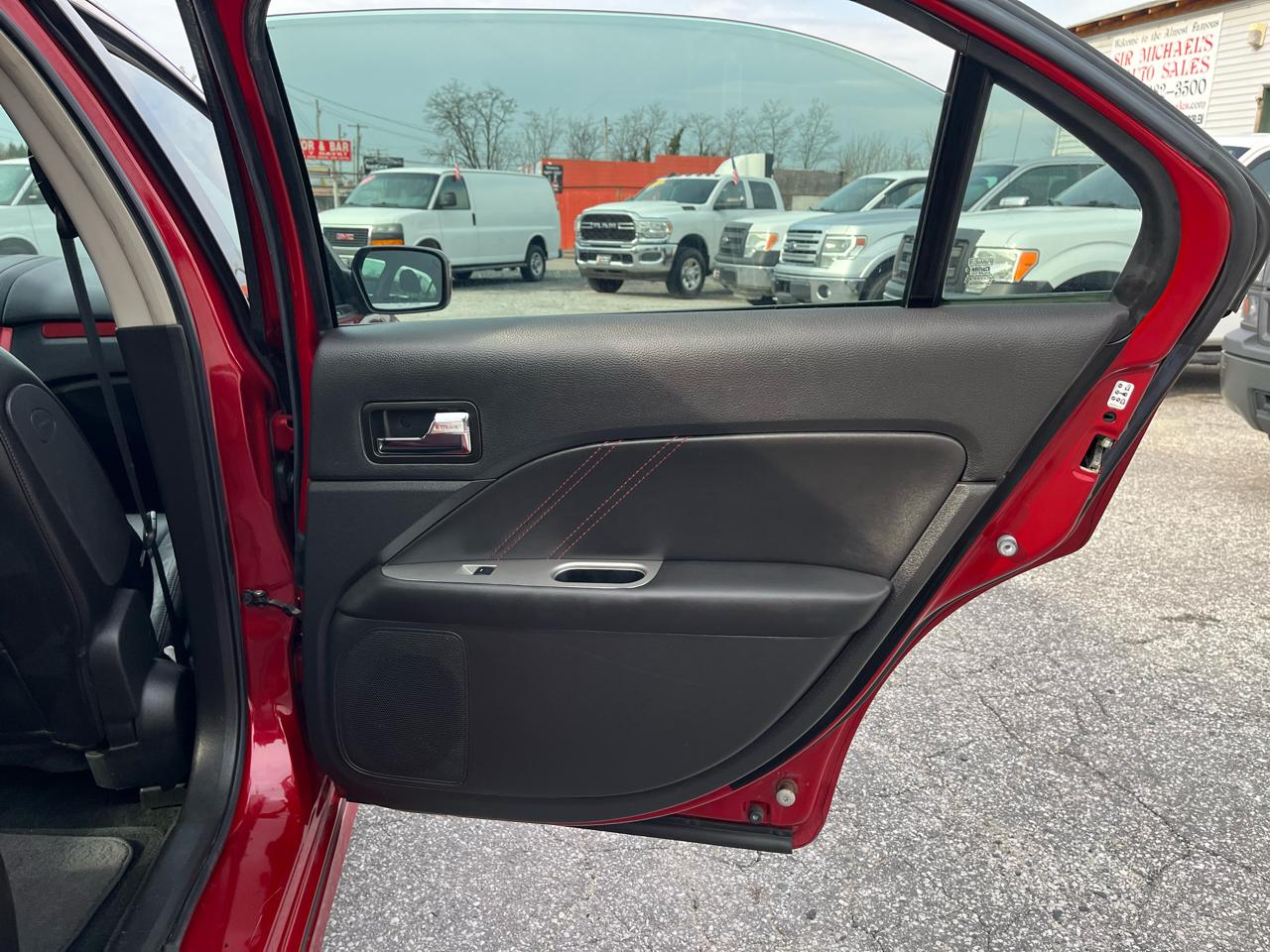 Ford Fusion Sport 4D Sedan 2010