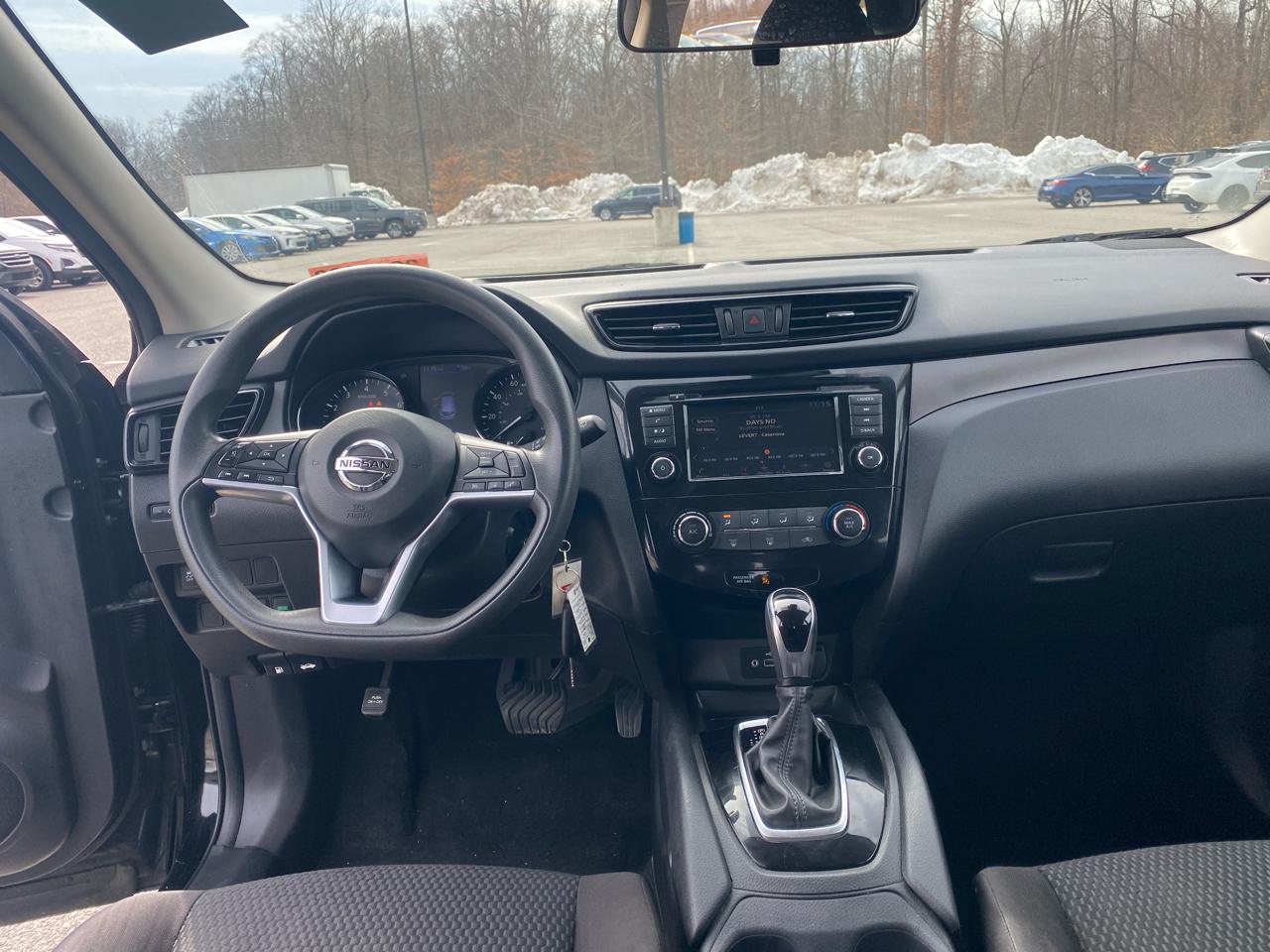 Nissan Rogue Sport FWD S 2020