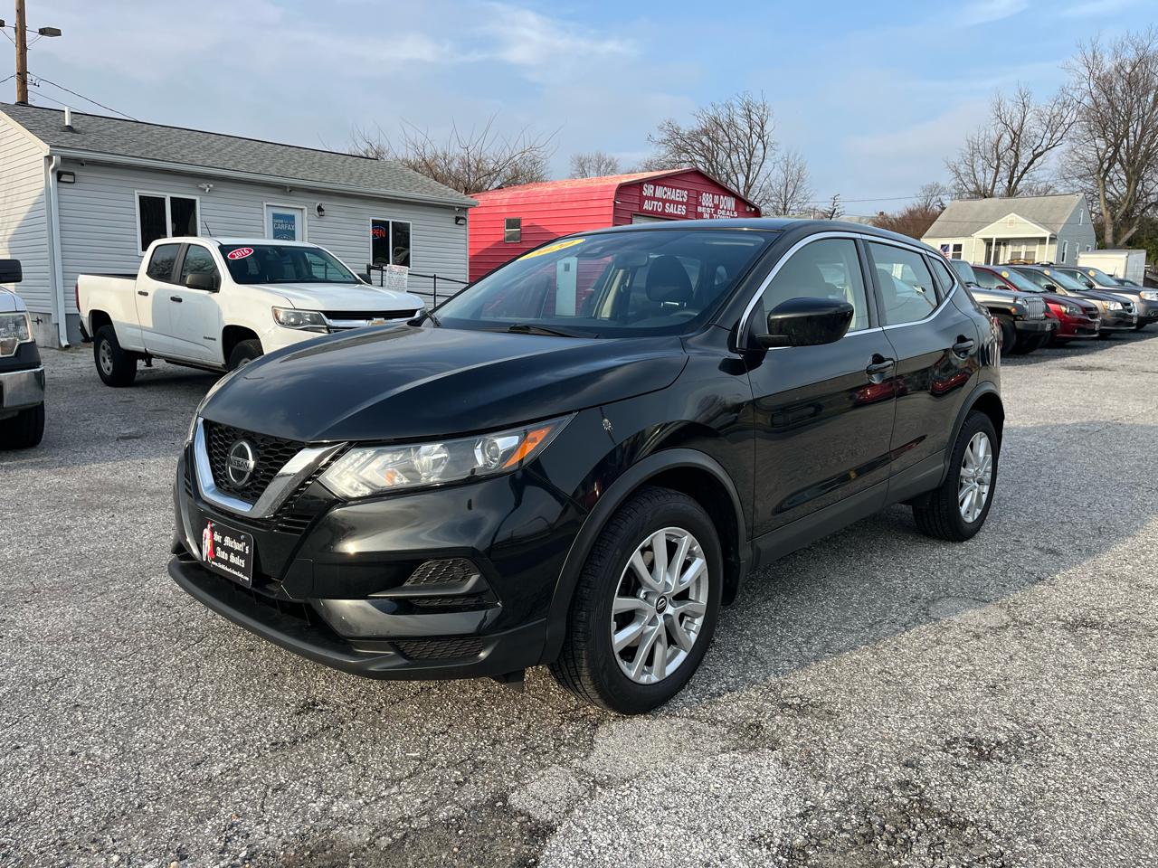 Nissan Rogue Sport S 2020