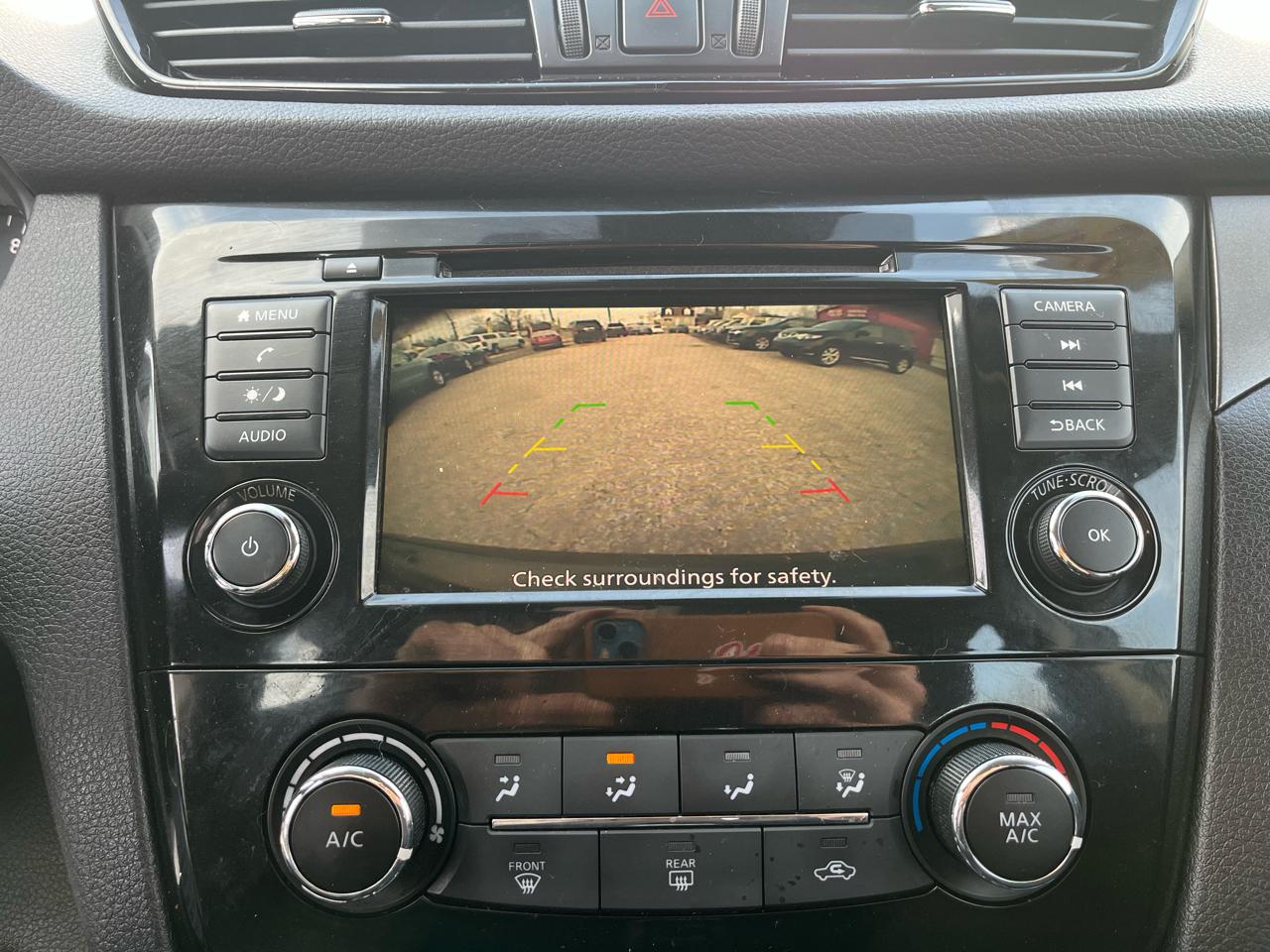 Nissan Rogue Sport S 2020