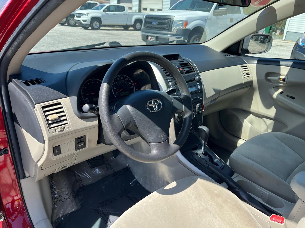 Toyota Corolla LE 2012
