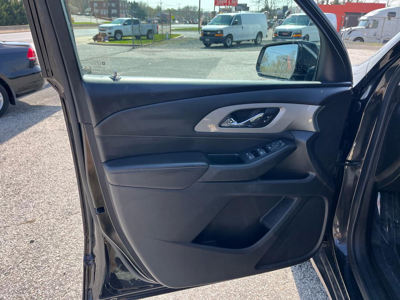 Chevrolet Traverse LS 2020