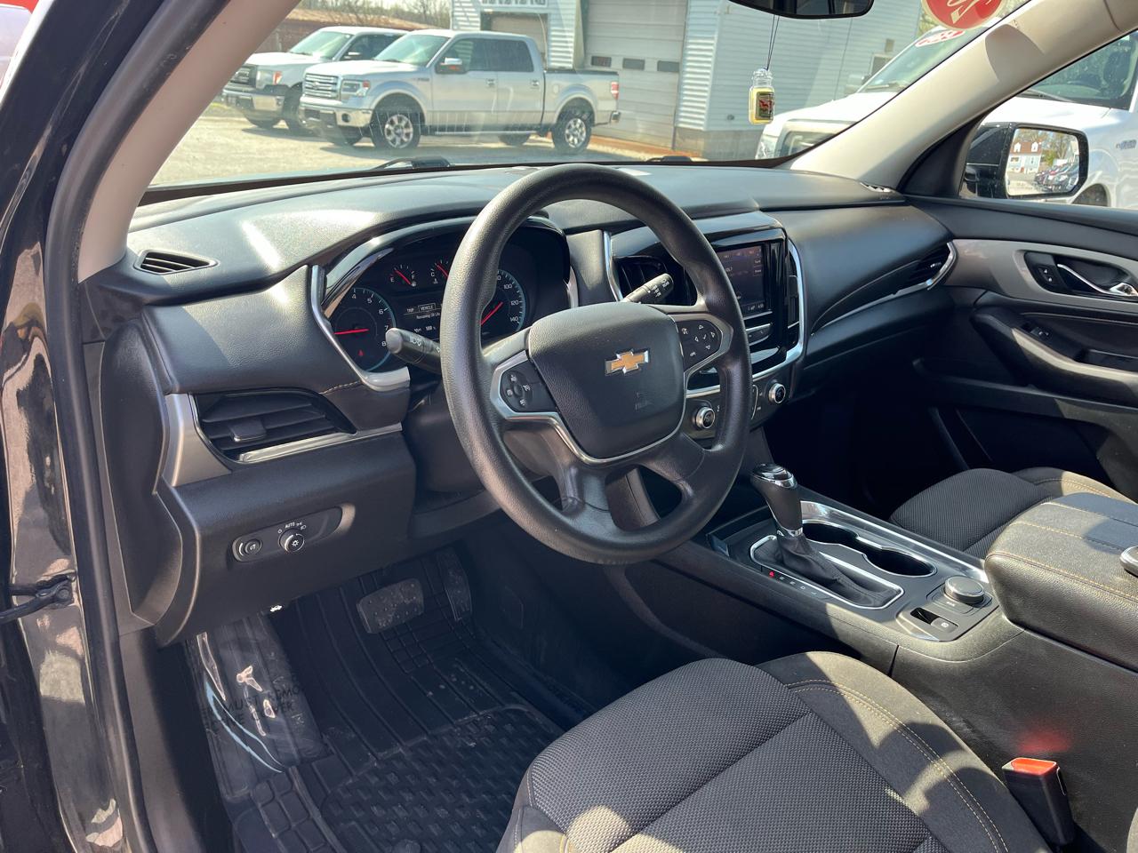 Chevrolet Traverse LS 2020