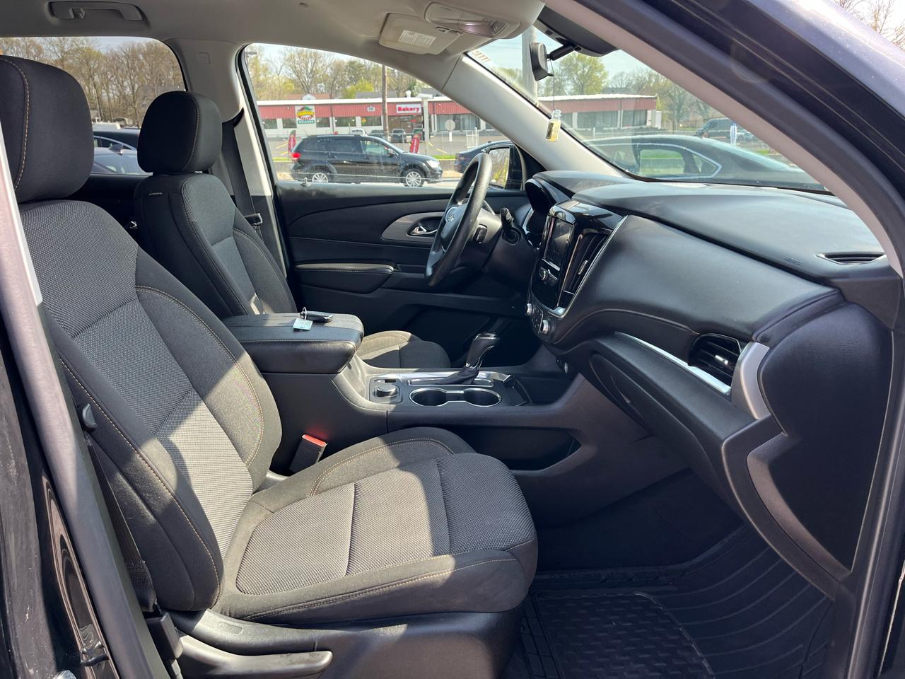 Chevrolet Traverse LS 2020