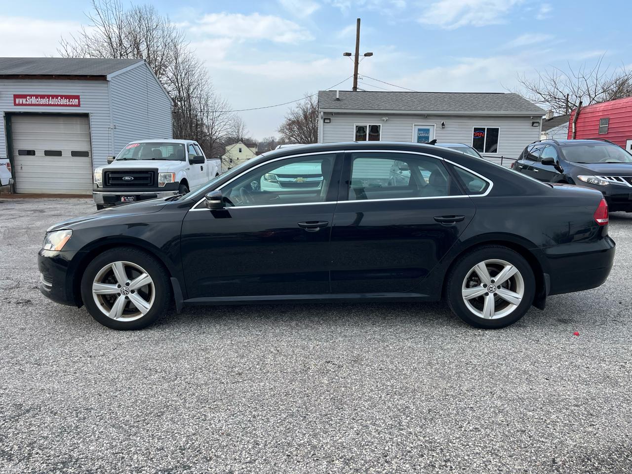 Volkswagen Passat SE 4D Sedan 2013