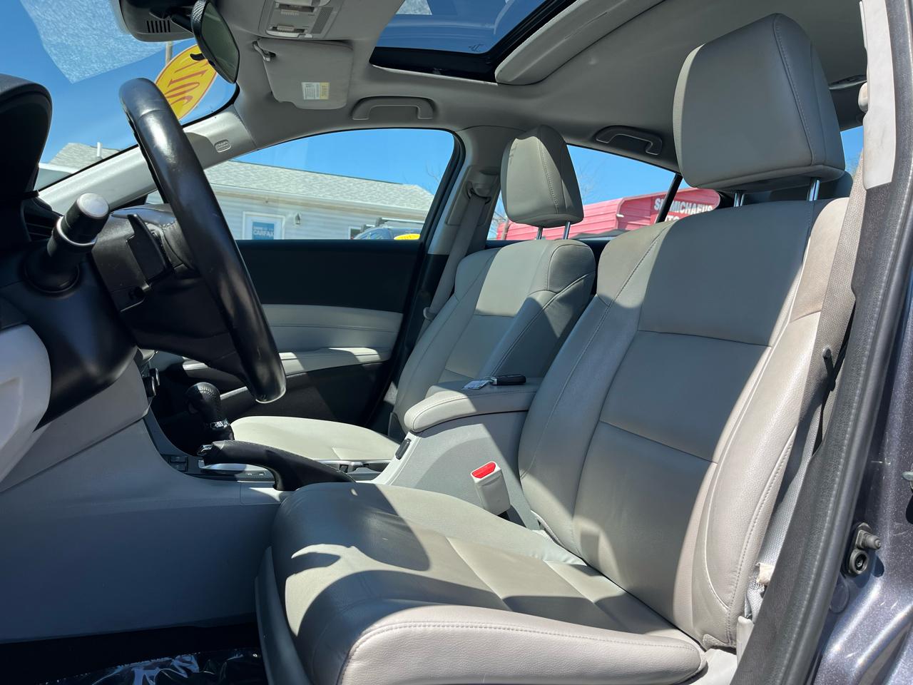 Acura ILX Sedan w/AcuraWatch Plus 2017