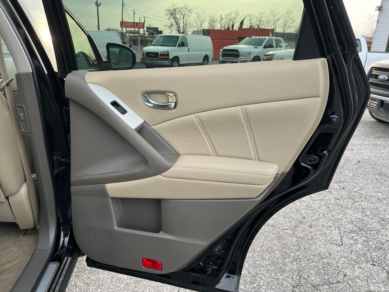 Nissan Murano SL AWD 2012