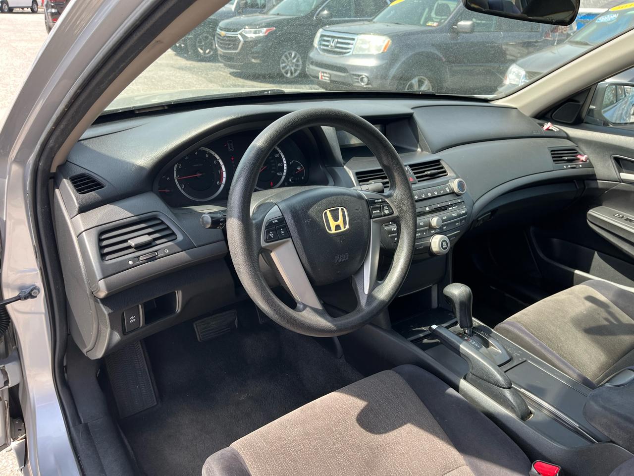 Honda Accord Sdn 4dr Sedan LX Auto 2009