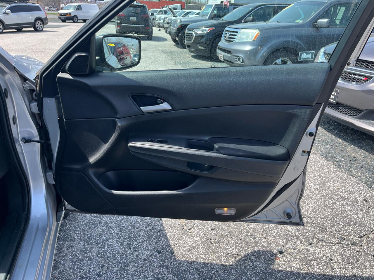 Honda Accord Sdn 4dr Sedan LX Auto 2009