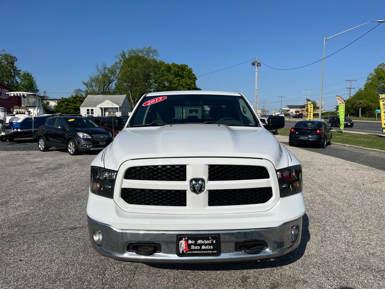 RAM 1500 Outdoorsman 4x4 Crew Cab 6'4" Box 2015