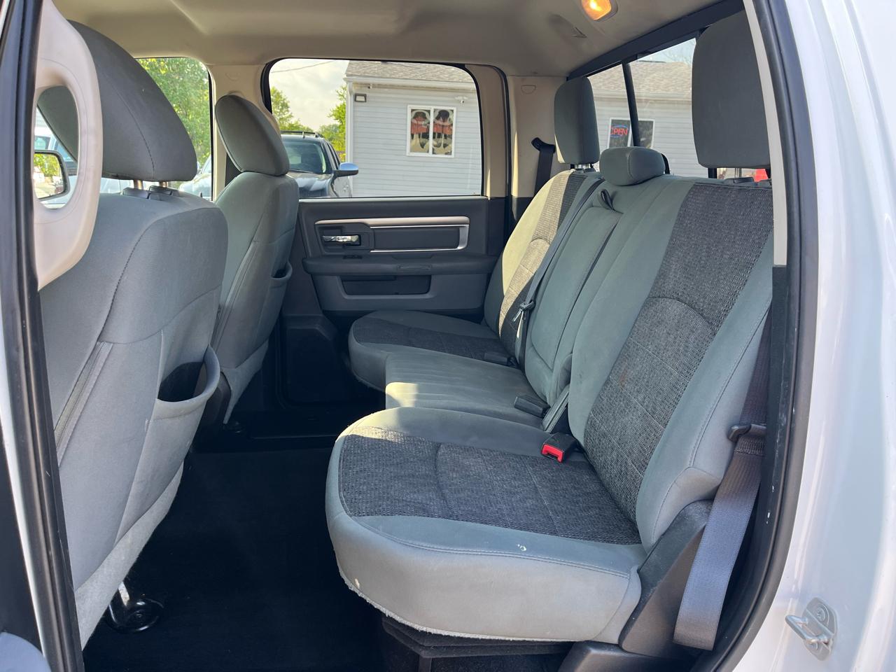 RAM 1500 Outdoorsman 4x4 Crew Cab 6'4" Box 2015