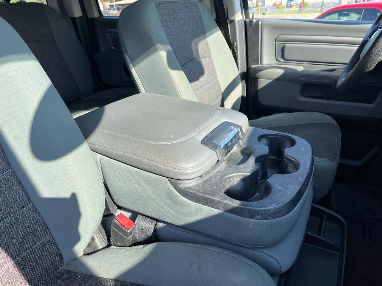 RAM 1500 Outdoorsman 4x4 Crew Cab 6'4" Box 2015