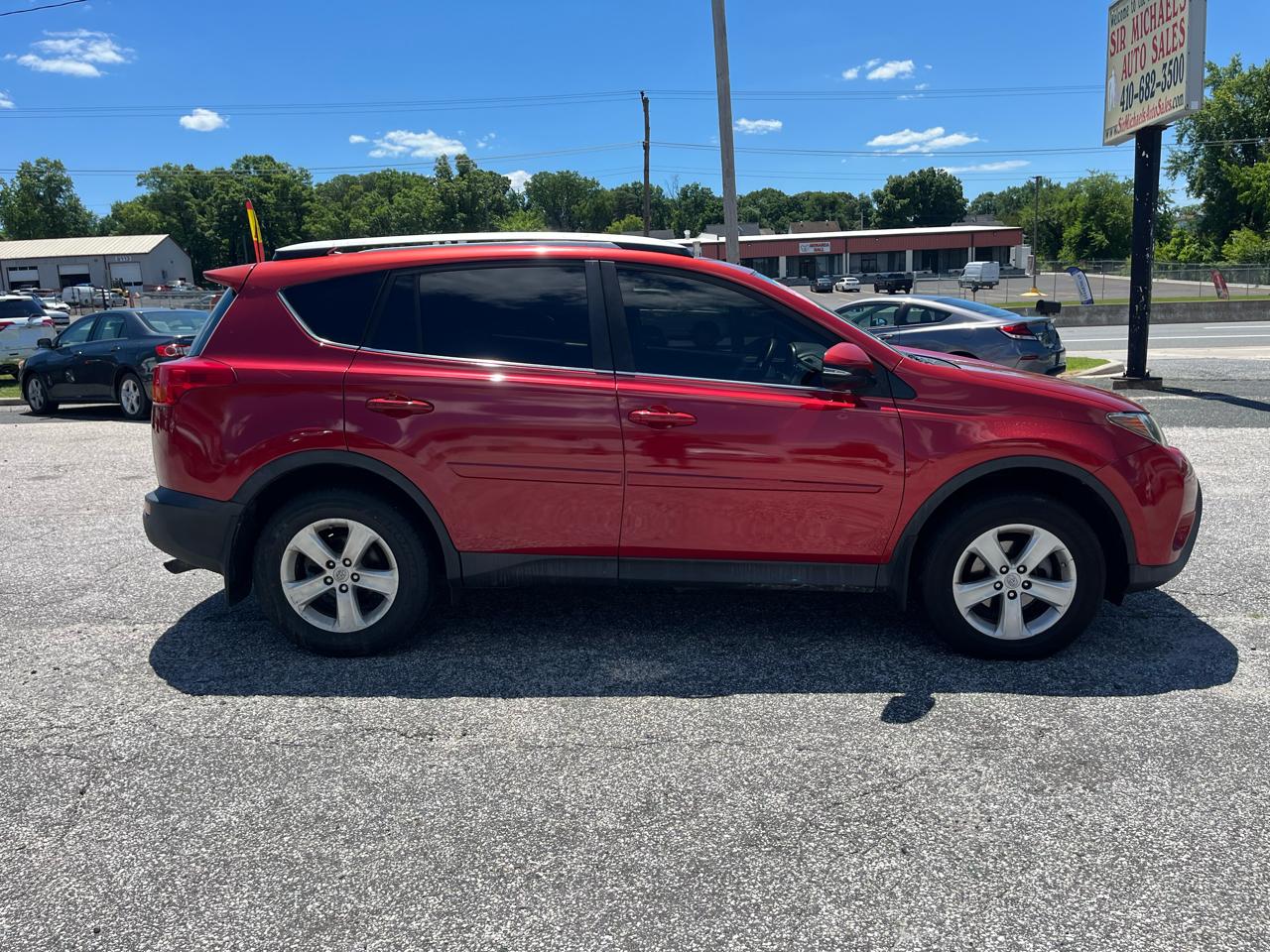 Toyota RAV4 XLE AWD 2013