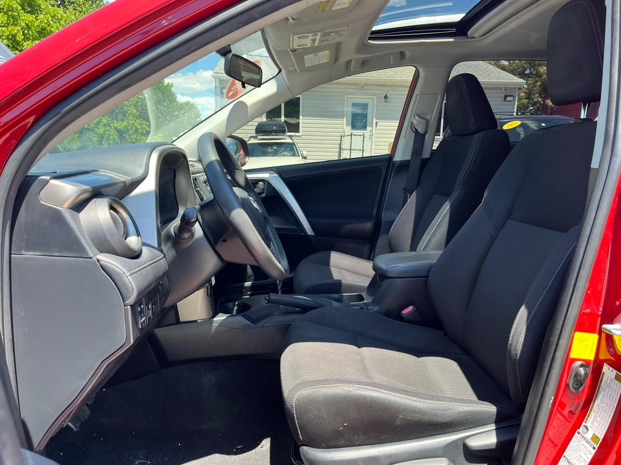 Toyota RAV4 XLE AWD 2013
