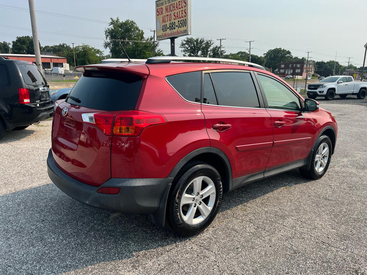 Toyota RAV4 XLE AWD 2013