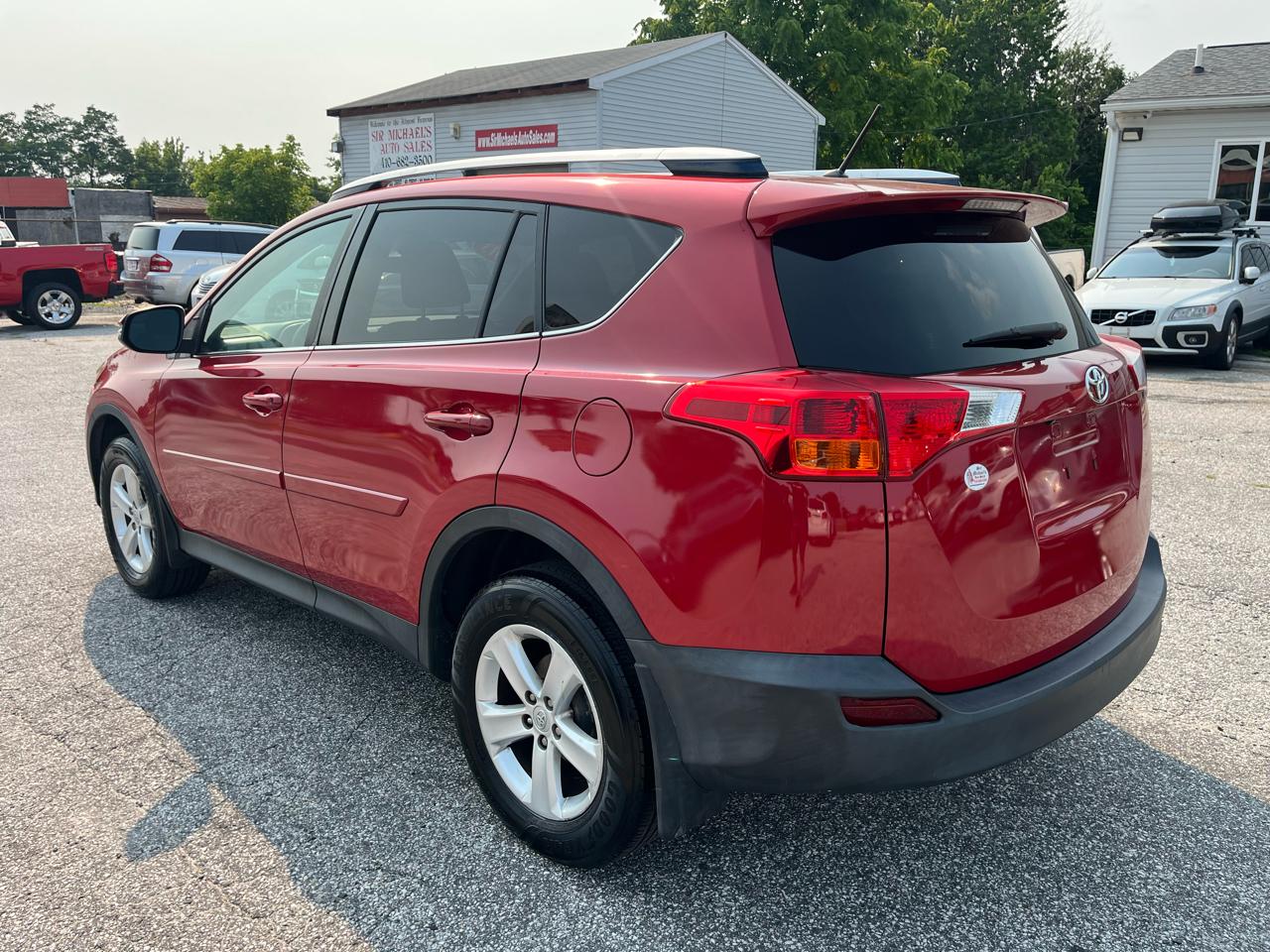 Toyota RAV4 XLE AWD 2013