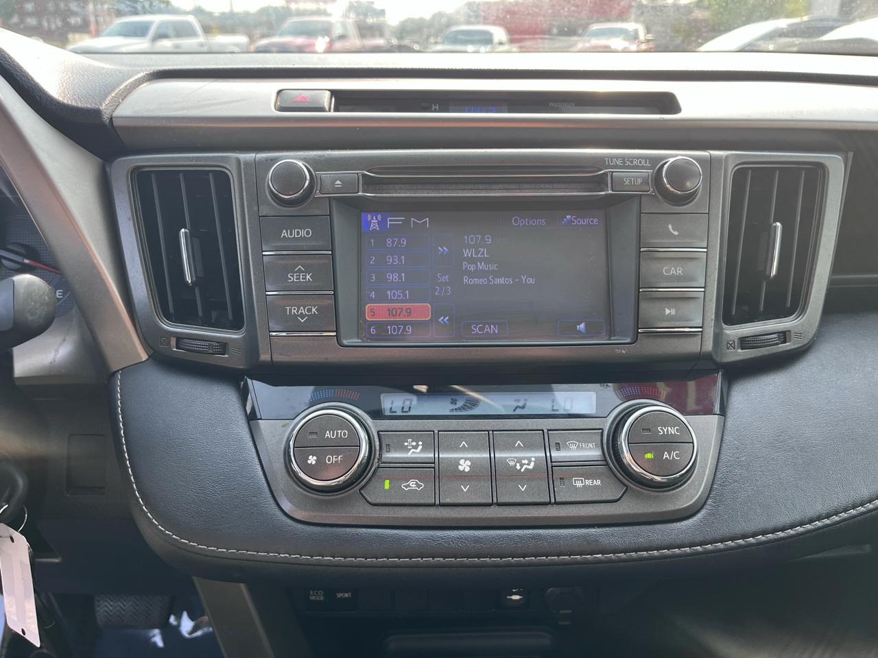 Toyota RAV4 XLE AWD 2013