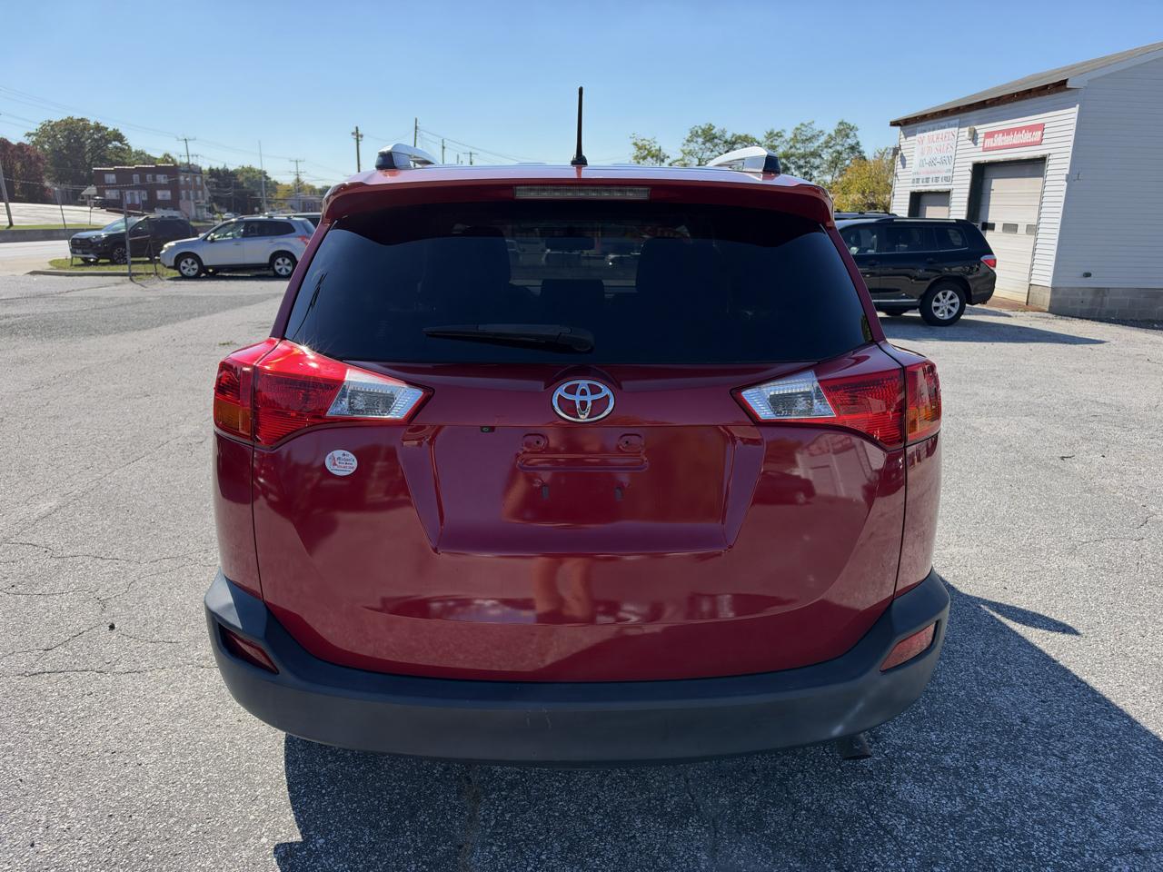 Toyota RAV4 XLE AWD 2013