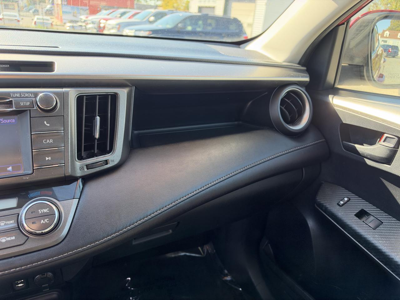 Toyota RAV4 XLE AWD 2013