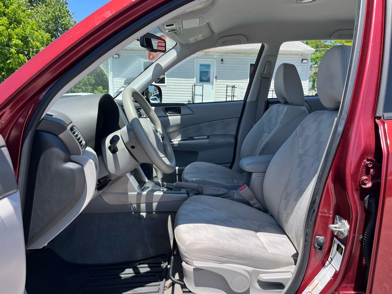 Subaru Forester 2.5X 2010