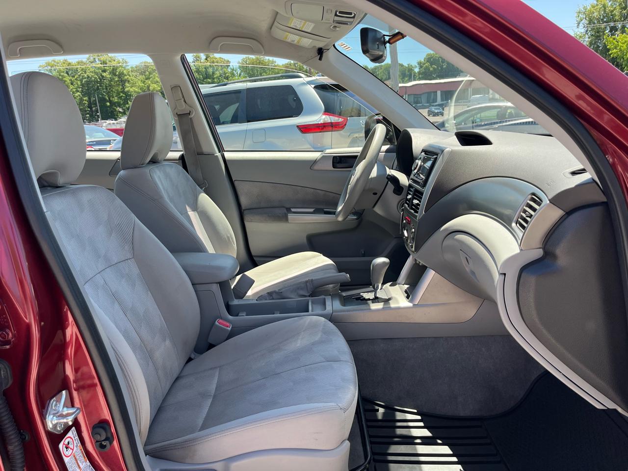 Subaru Forester 2.5X 2010