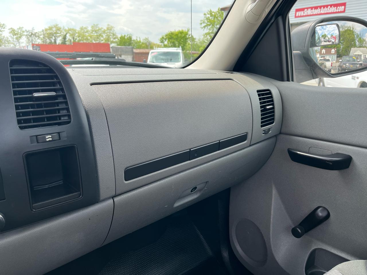 Chevrolet Silverado 1500  2011