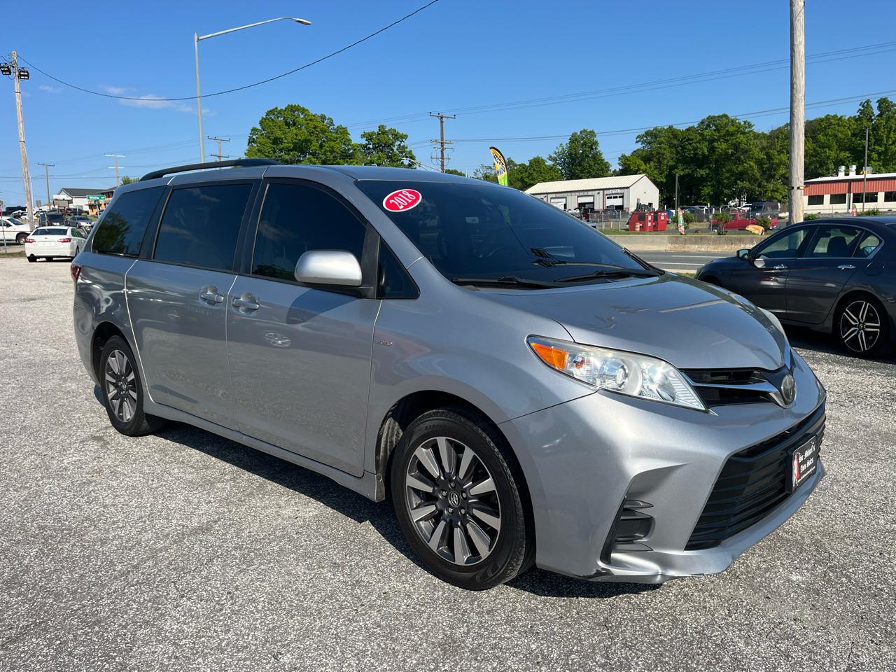 Toyota Sienna LE AWD 2018