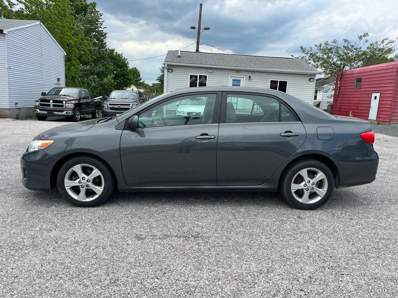 Toyota Corolla LE 2013