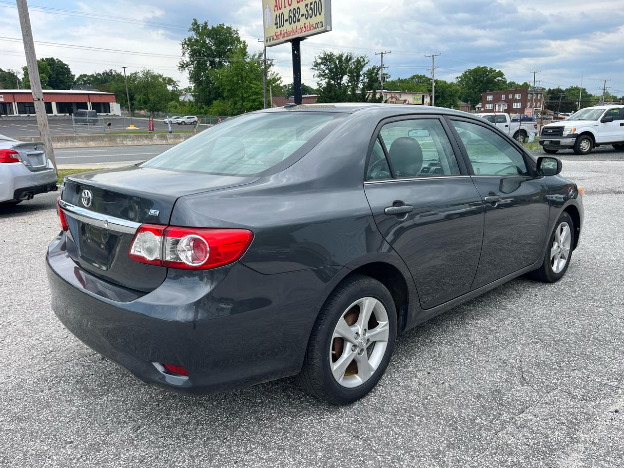 Toyota Corolla LE 2013
