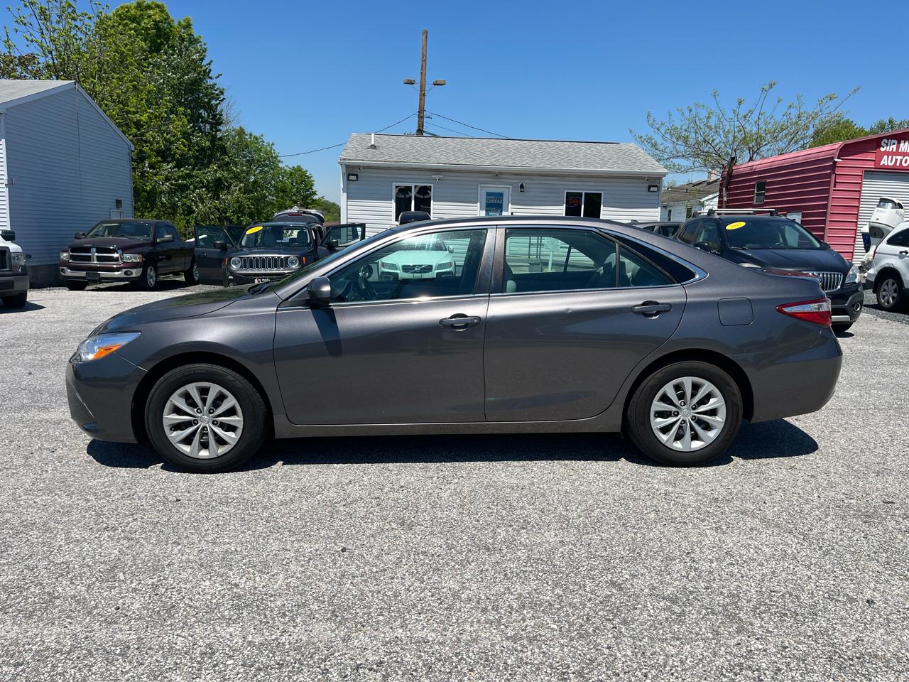 Toyota Camry LE 2017