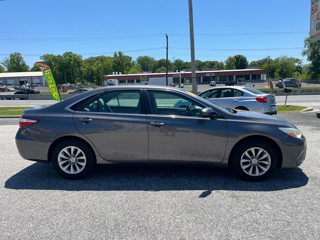 Toyota Camry LE 2017