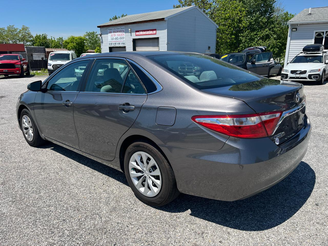 Toyota Camry LE 2017