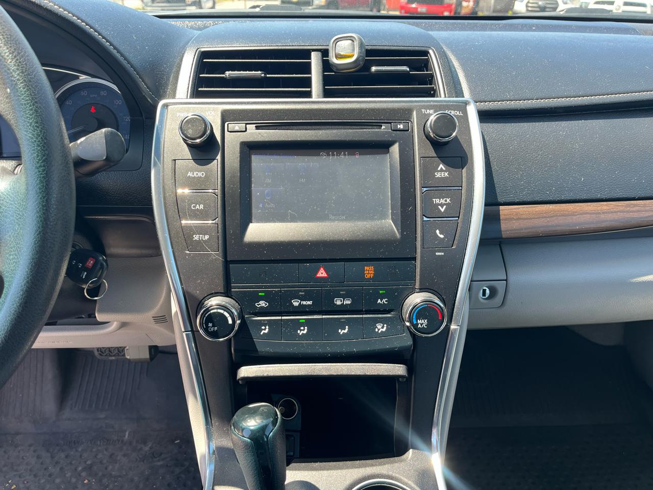 Toyota Camry LE 2017