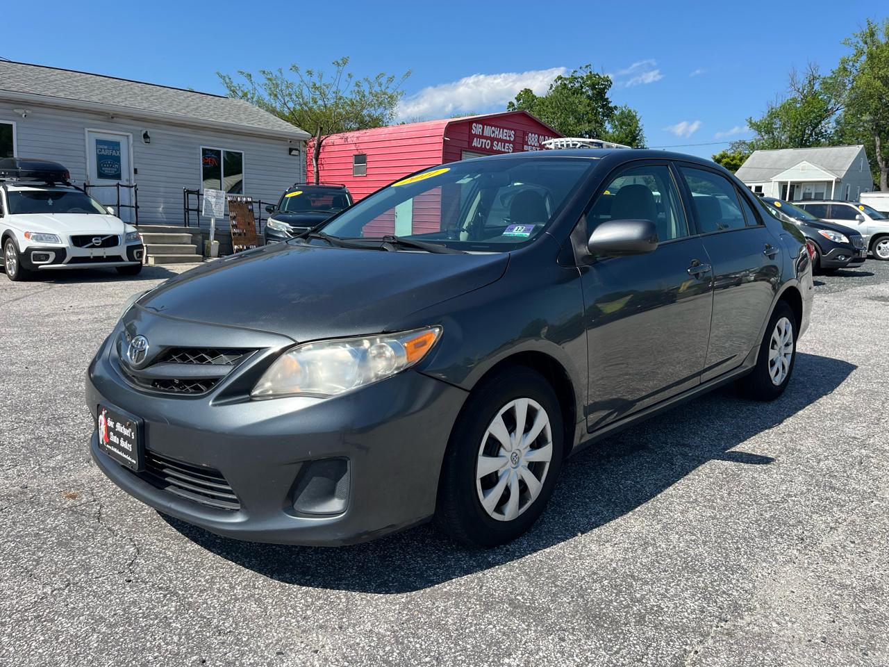 Toyota Corolla LE 2011