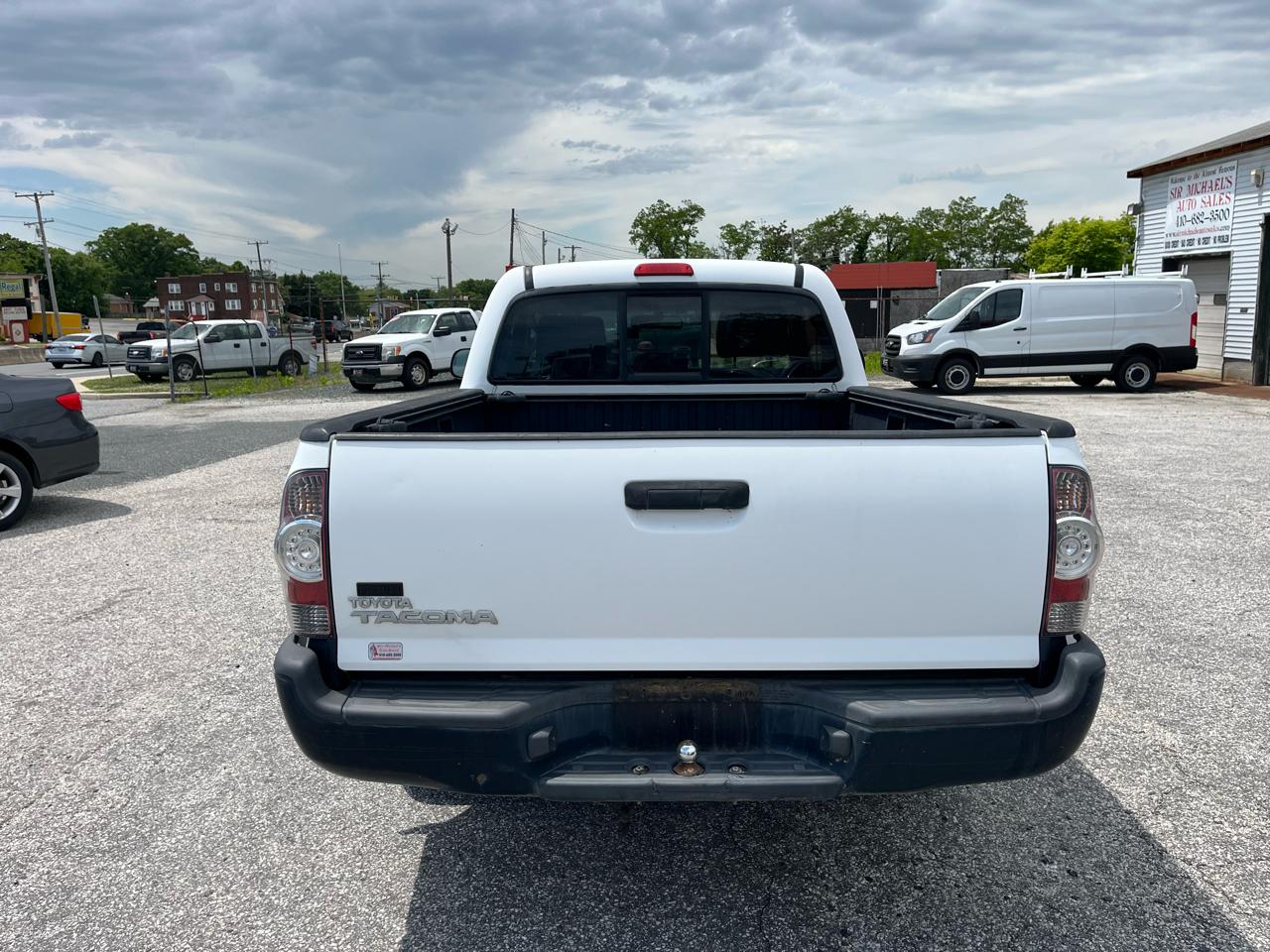Toyota Tacoma Regular Cab 2WD 2009