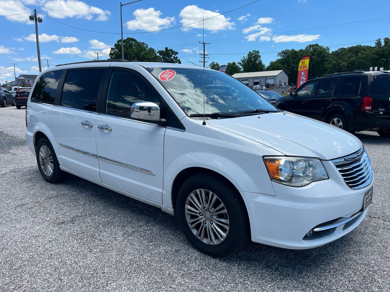 Chrysler Town & Country Touring-L 2015