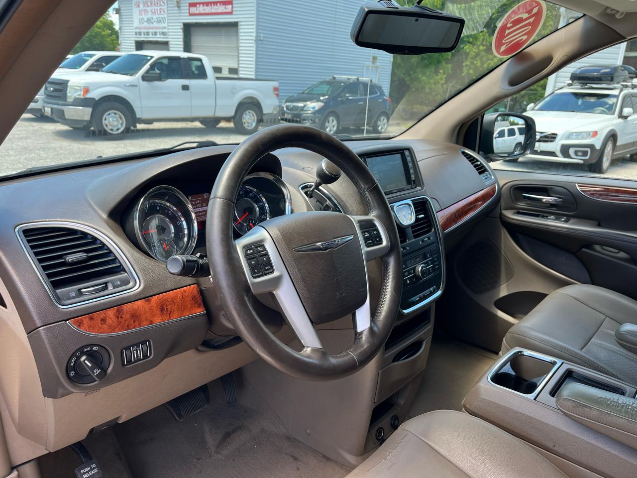 Chrysler Town & Country Touring-L 2015