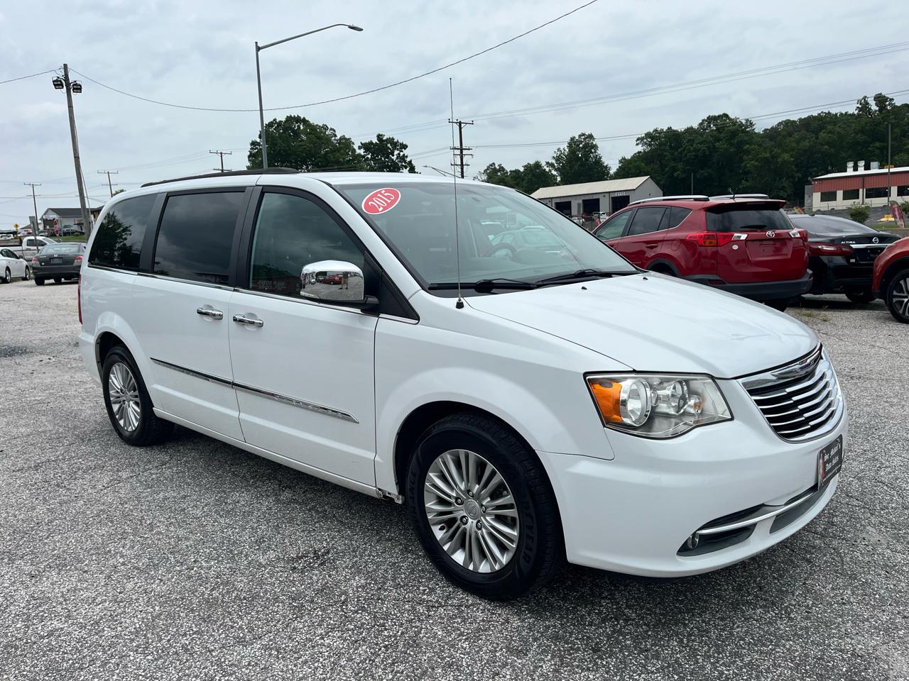 Chrysler Town & Country Touring-L 2015
