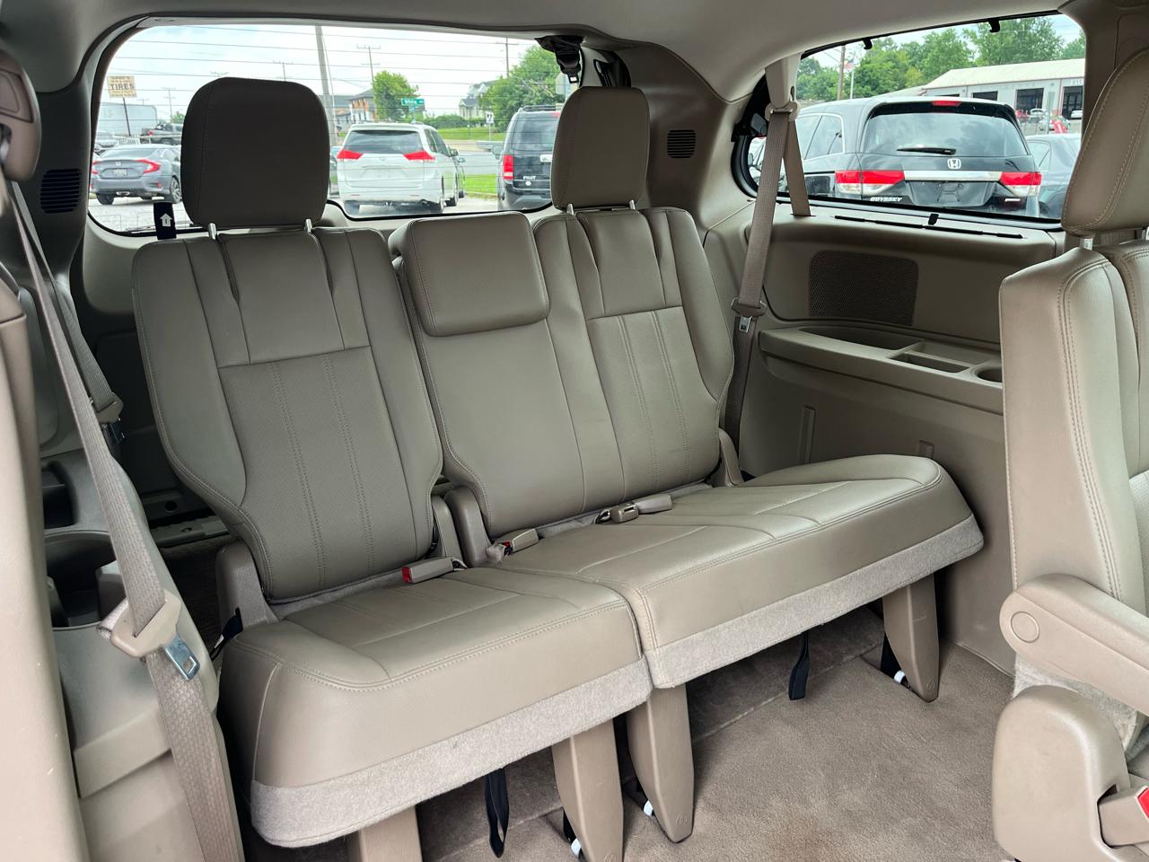 Chrysler Town & Country Touring-L 2015
