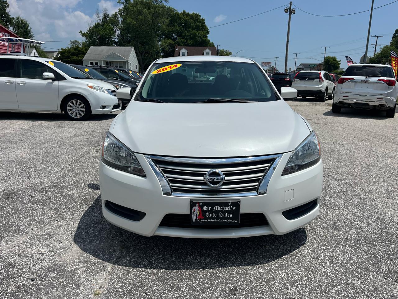 Nissan Sentra S 2014