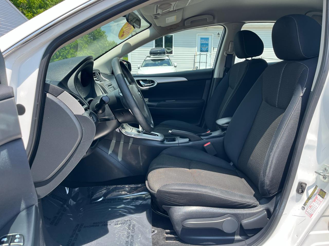 Nissan Sentra S 2014